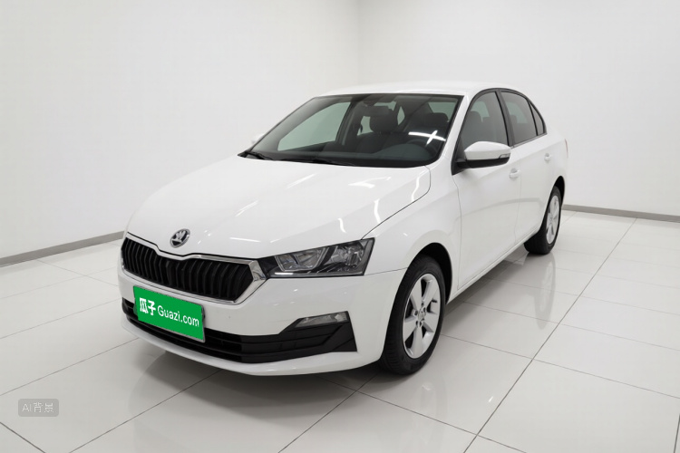 Skoda Rapid 2020 car image #2