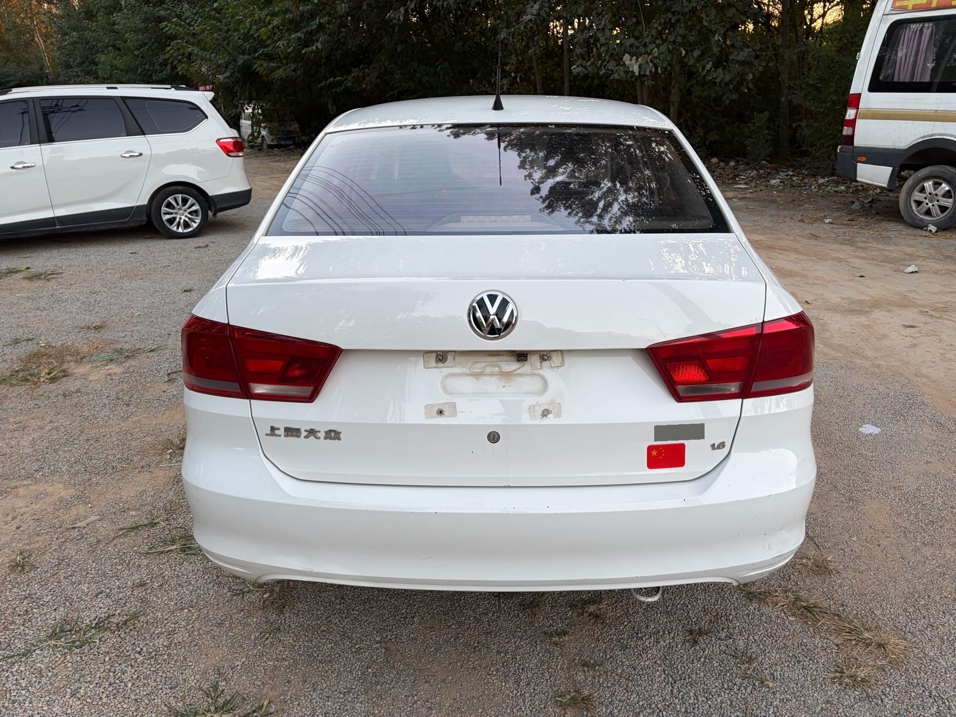 Volkswagen Santana 2013 car image #7