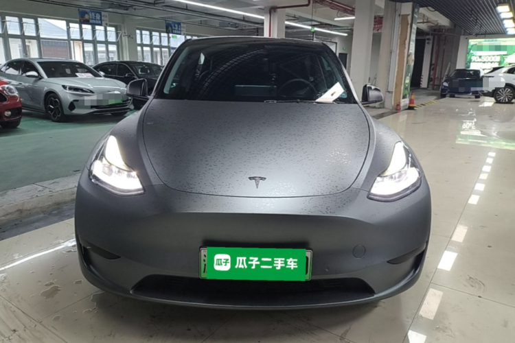 Tesla Model Y 2022 #3 Tesla Model Y 2022 car image #3
