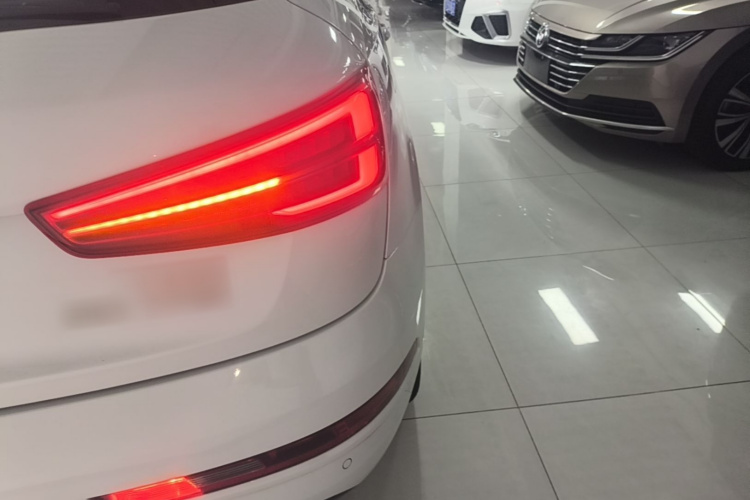 Audi Q3 2018 #8 Audi Q3 2018 immagine di auto #8