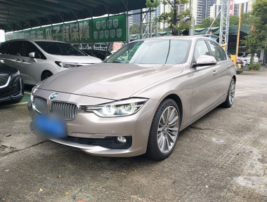BMW 3 Series 2019 BMW 3 Series 2019 car image