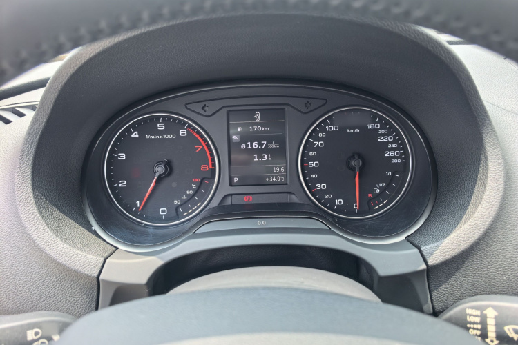 Audi A3 2015 immagine di auto #15