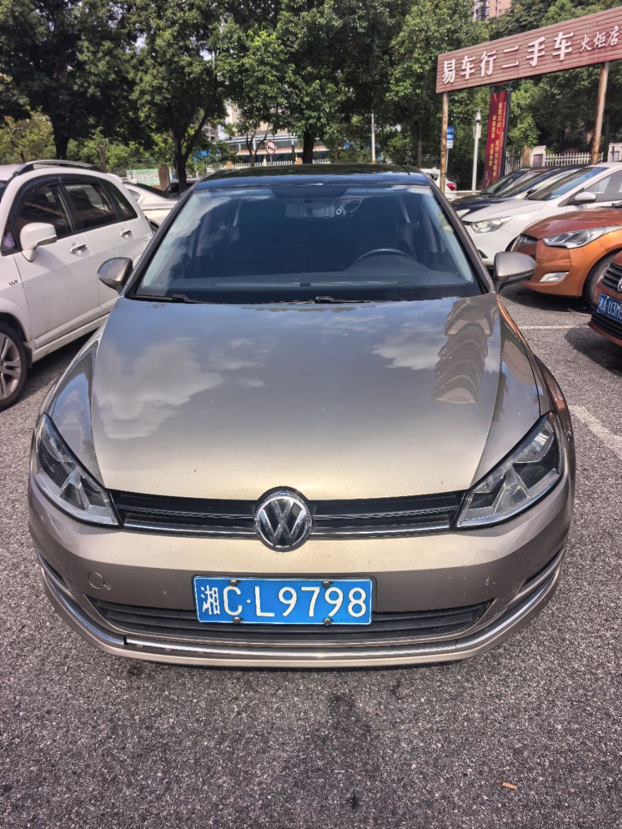 Volkswagen Golf 2015 car image 