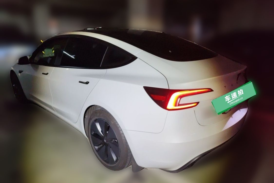 Tesla Model 3 2025 immagine di auto #3