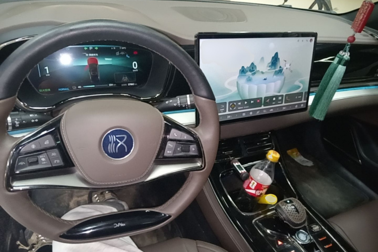 BYD Han 2024 car image #10
