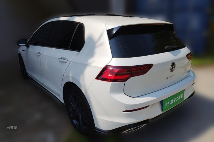 Volkswagen Golf 2021 car image #5