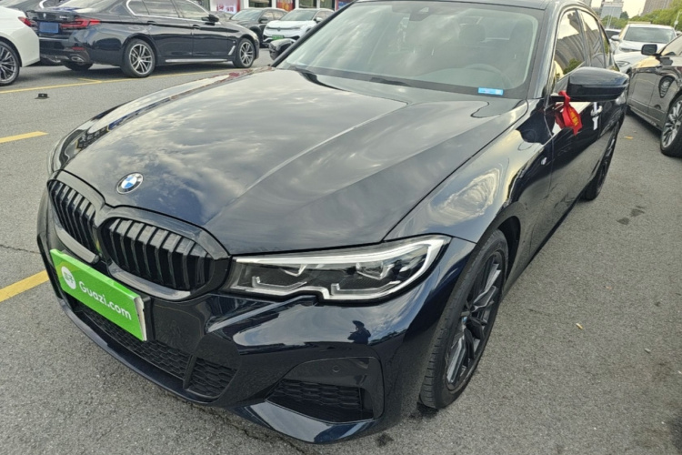 BMW 3 Series 2021 car image #2