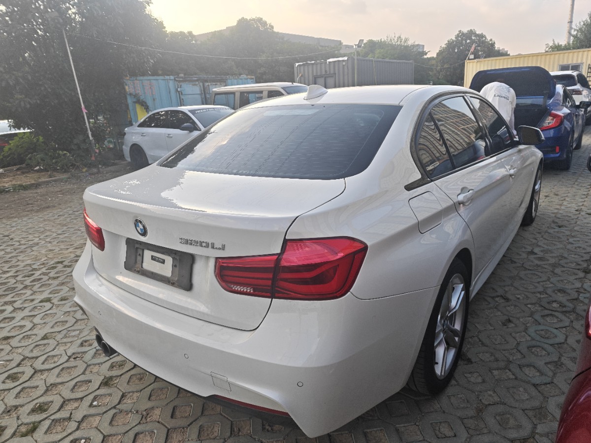 BMW 3 Series 2019 #9 BMW 3 Series 2019 car image #9