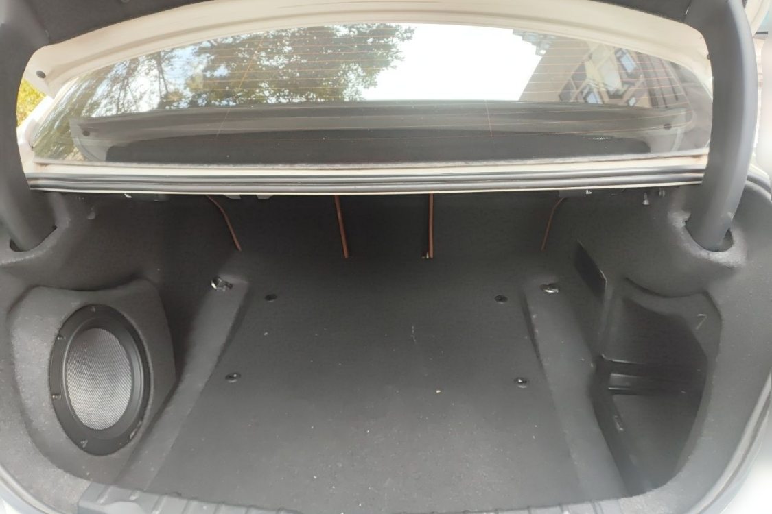 BMW 3 Series 2012 #8 BMW 3 Series 2012 car image #8