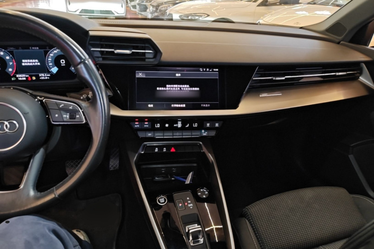 Audi A3 2022 imagen de coche #11