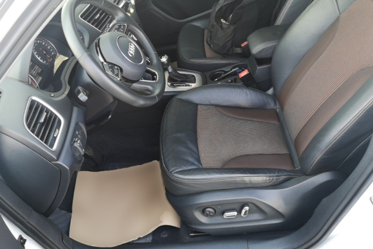 Audi Q3 2019 #15 Audi Q3 2019 car image #15