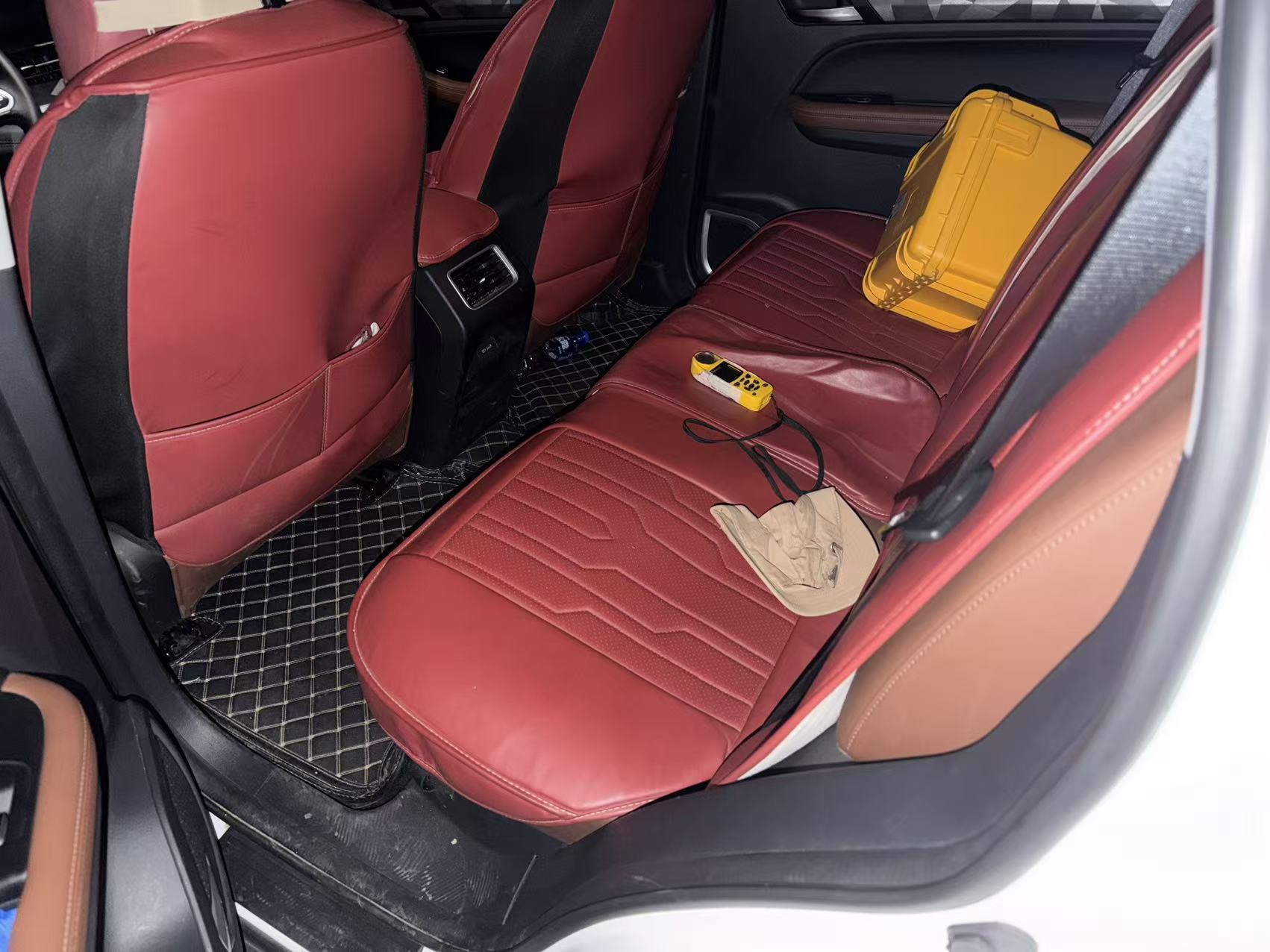 GEELY Vision X6 2023 car image #4