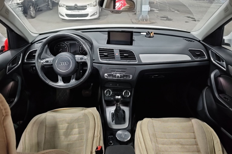 Audi Q3 2015 #10 Audi Q3 2015 car image #10