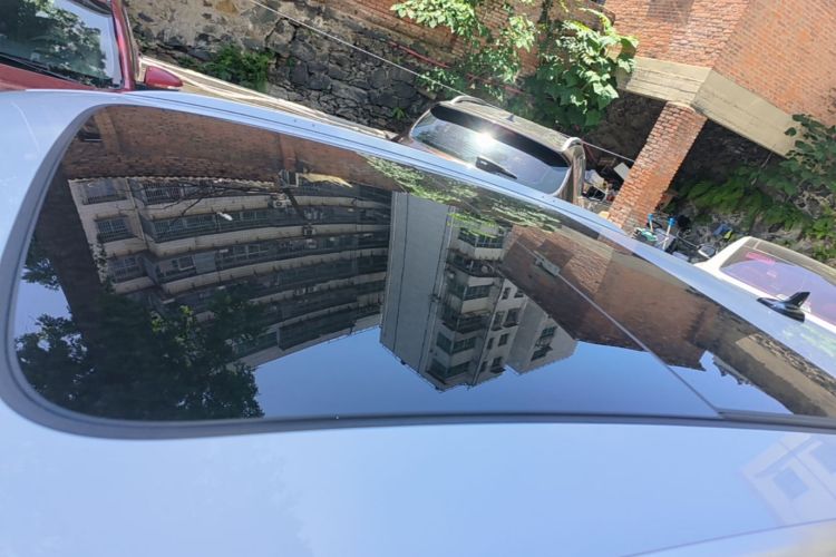 Audi Q3 2019 car image #25