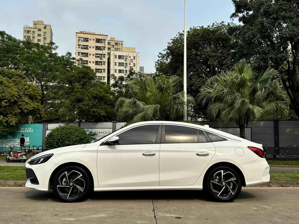 MG 5 2022 imagen de coche #4