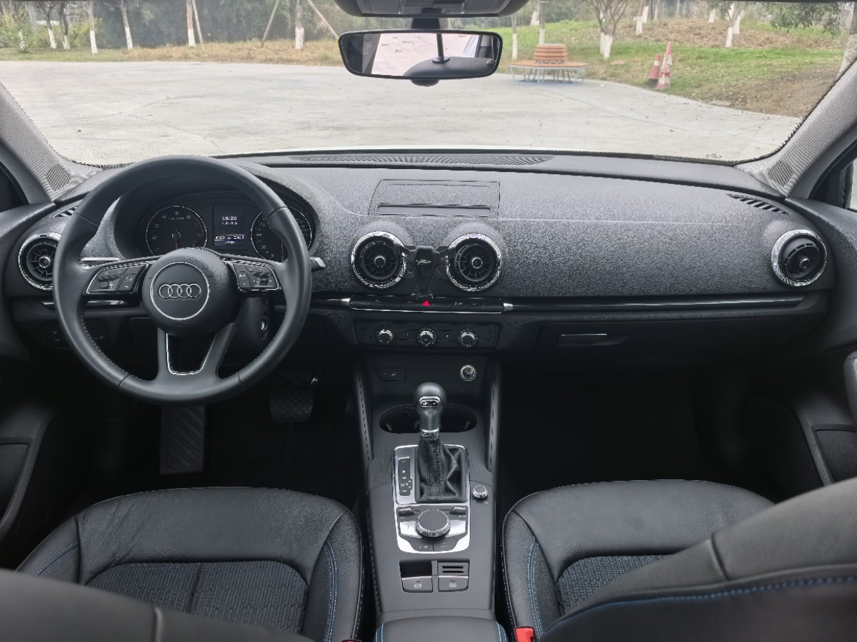 Audi A3 2019 car image #7