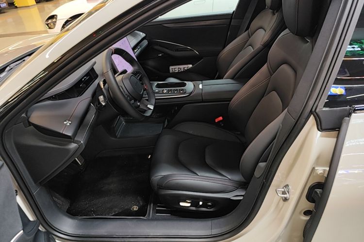 MI SU7 2025 car image #19