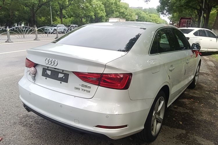 Audi A3 2015 car image #7