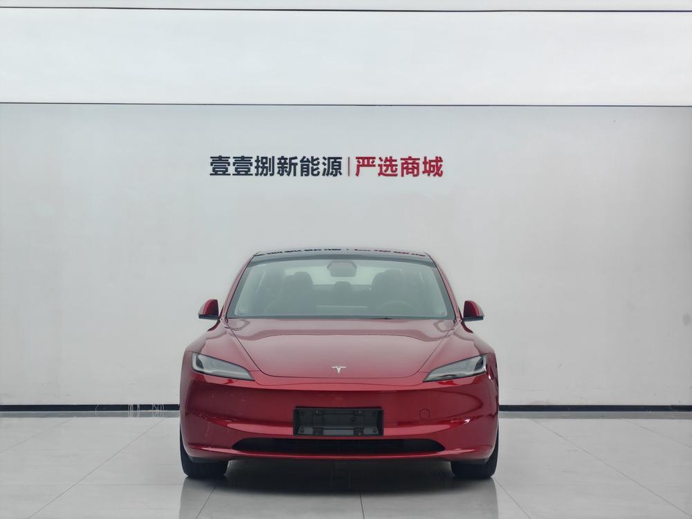 Tesla Model 3 2025 #2 Tesla Model 3 2025 car image #2