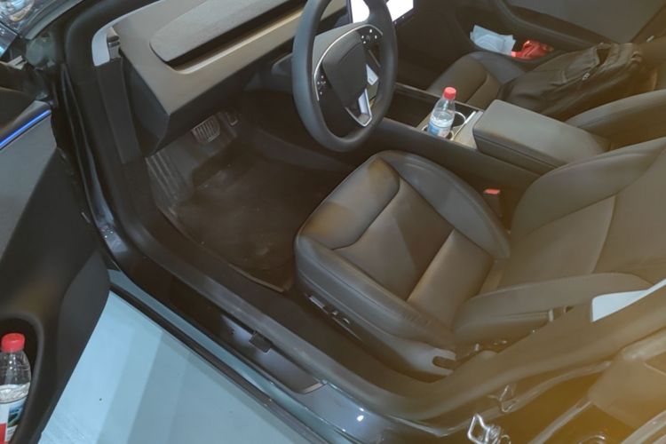 Tesla Model 3 2025 #16 Tesla Model 3 2025 car image #16