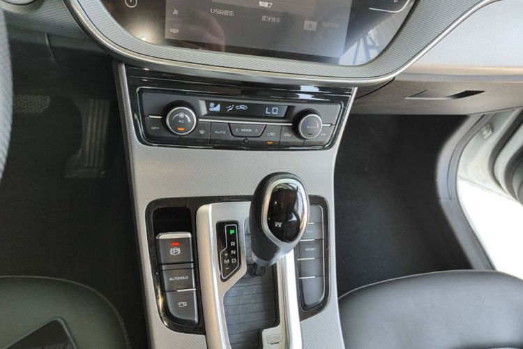 GEELY Emgrand GL 2018 #17 GEELY Emgrand GL 2018 image de voiture #17