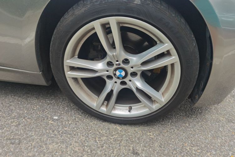 BMW 3 Series 2018 #9 BMW 3 Series 2018 car image #9