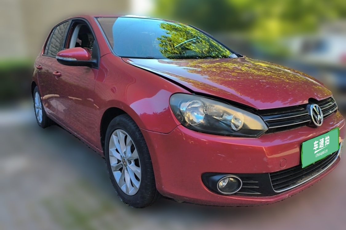 Volkswagen Golf 2013 car image #2