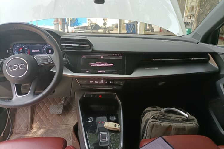 Audi A3 2022 immagine di auto #13