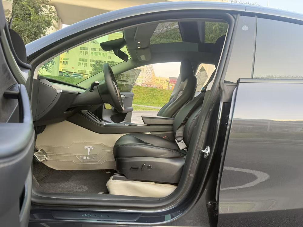 Tesla Model Y 2024 #11 Tesla Model Y 2024 immagine di auto #11