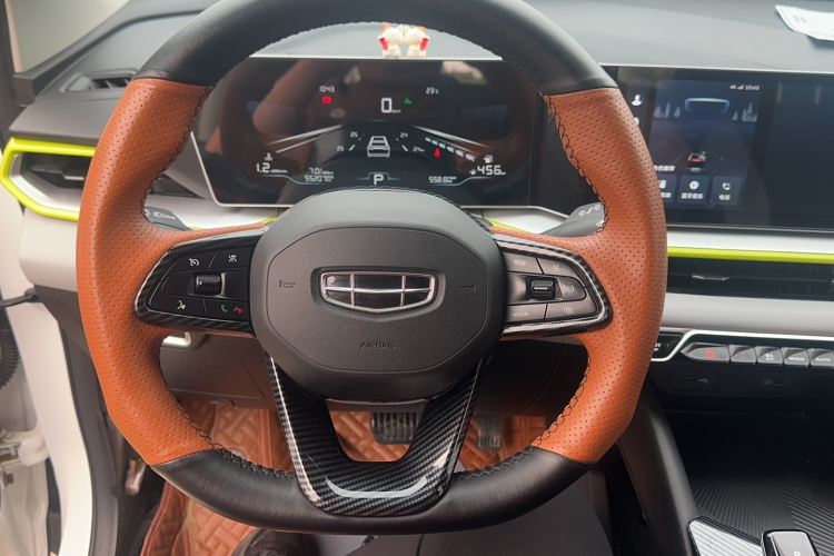 GEELY Coolray 2022 #11 GEELY Coolray 2022 car image #11