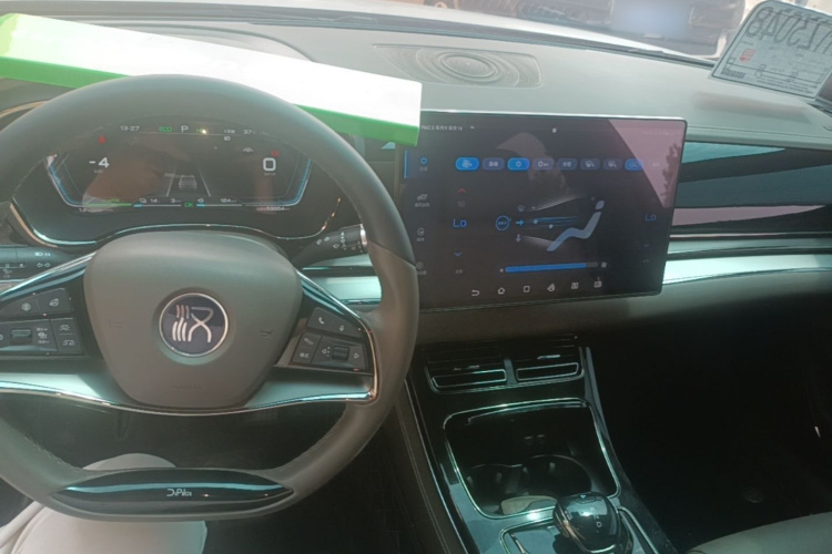 BYD Han 2021 car image #10
