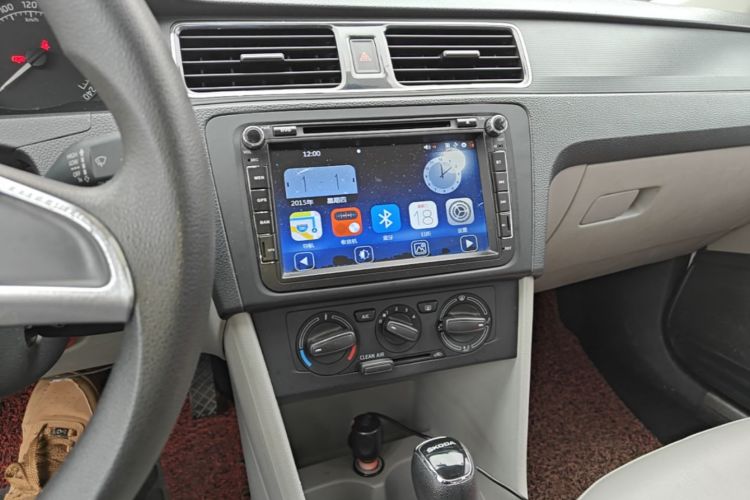 Skoda Rapid 2016 #13 Skoda Rapid 2016 car image #13