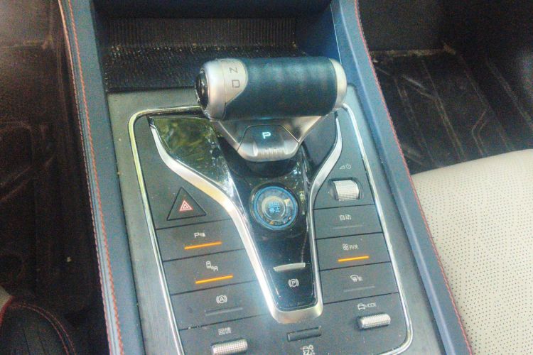 BYD Yuan Plus 2022 صورة سيارة #14