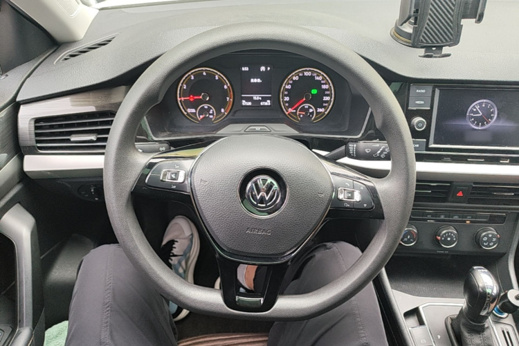 Volkswagen Lavida 2019 #11 Volkswagen Lavida 2019 car image #11