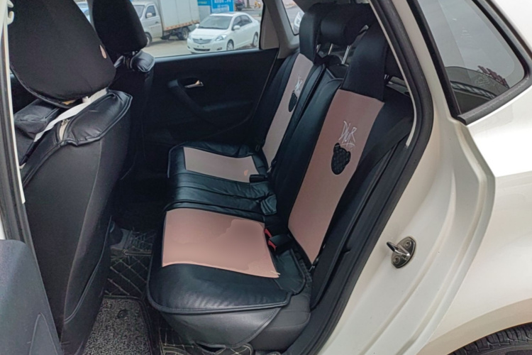 Volkswagen Polo 2018 #17 Volkswagen Polo 2018 car image #17