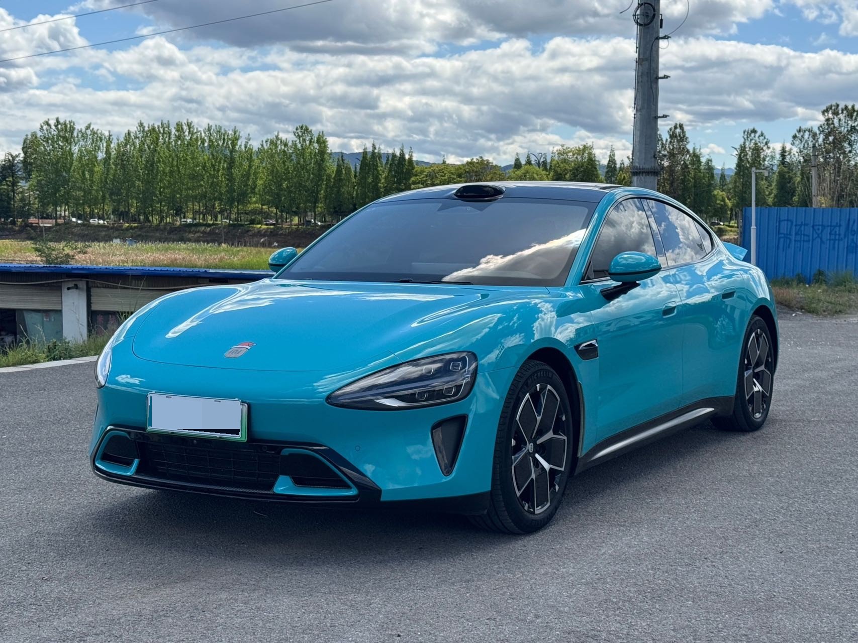 MI SU7 2024 car image 