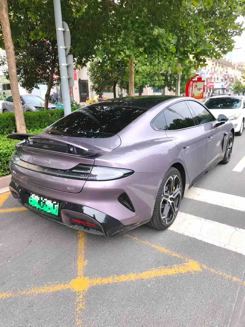 MI SU7 2025 car image #2