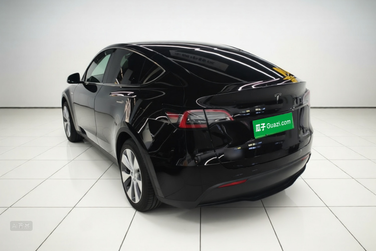 Tesla Model Y 2022 car image #5