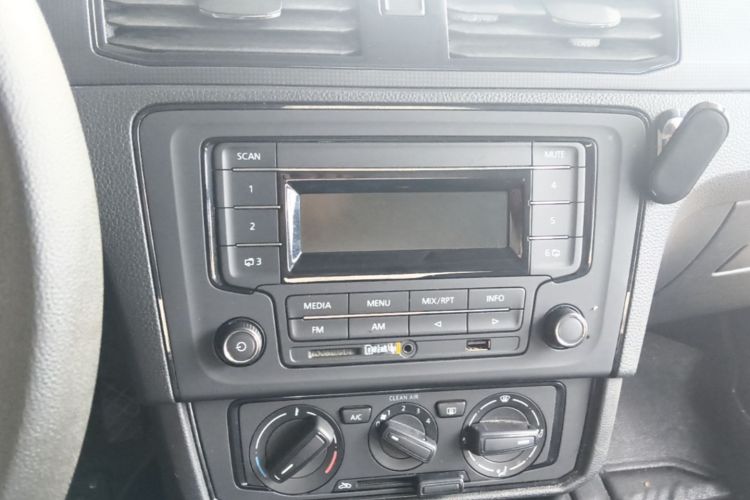 Volkswagen Santana 2017 #17 Volkswagen Santana 2017 car image #17