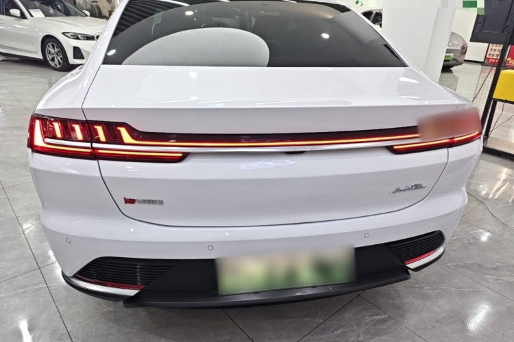BYD Han 2021 car image #6