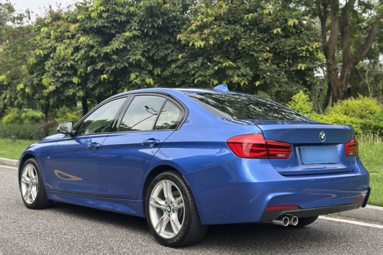 BMW 3 Series 2017 #5 BMW 3 Series 2017 car image #5