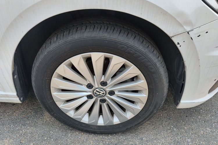 Volkswagen Lavida 2020 car image #6