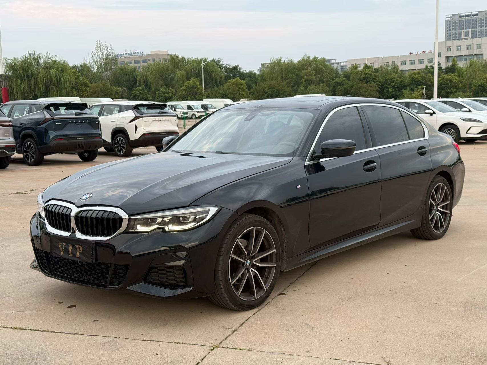 BMW 3 Series 2021 BMW 3 Series 2021 car image