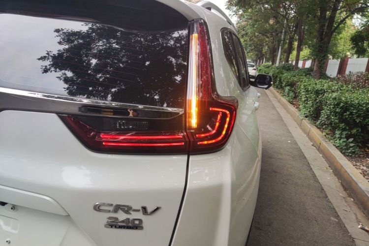 Honda CR-V 2020 صورة سيارة #8