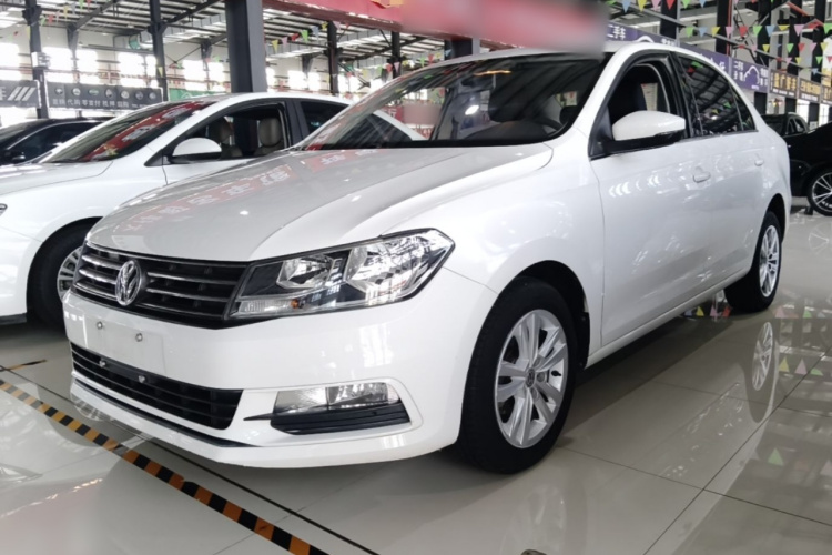 Volkswagen Santana 2018 car image #2