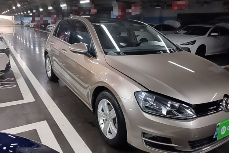 Volkswagen Golf 2015 car image #4