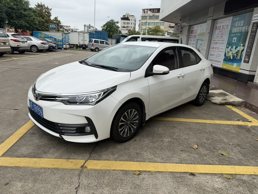Toyota Corolla 2019 car image #2