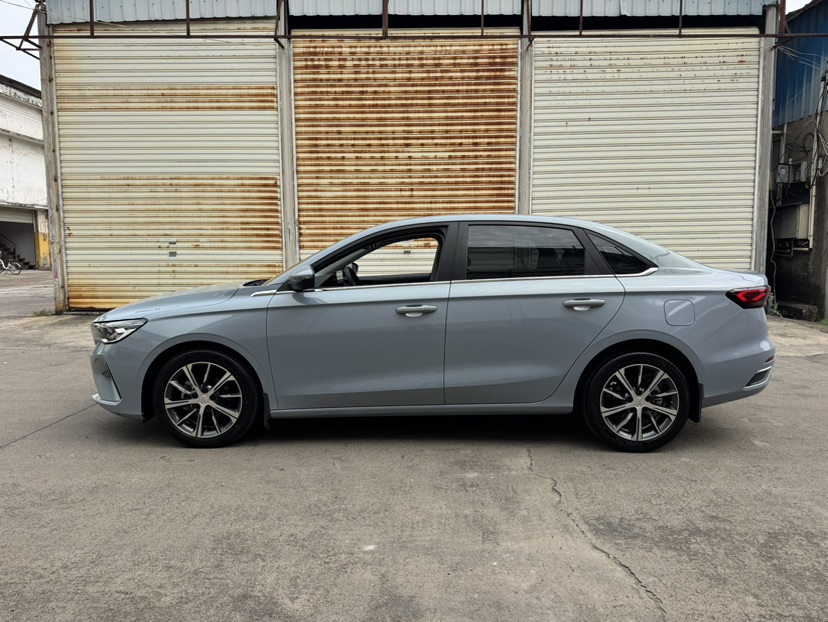 GEELY Emgrand 2023 #3 GEELY Emgrand 2023 car image #3
