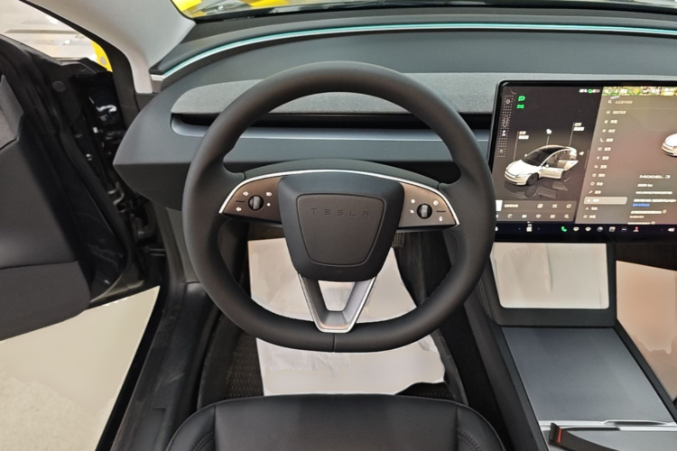 Tesla Model 3 2024 #11 Tesla Model 3 2024 car image #11