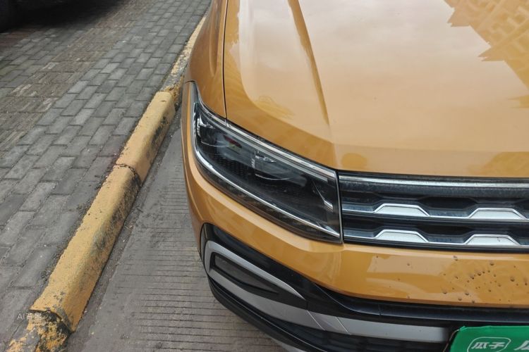 Volkswagen T-Cross 2019 #8 Volkswagen T-Cross 2019 car image #8